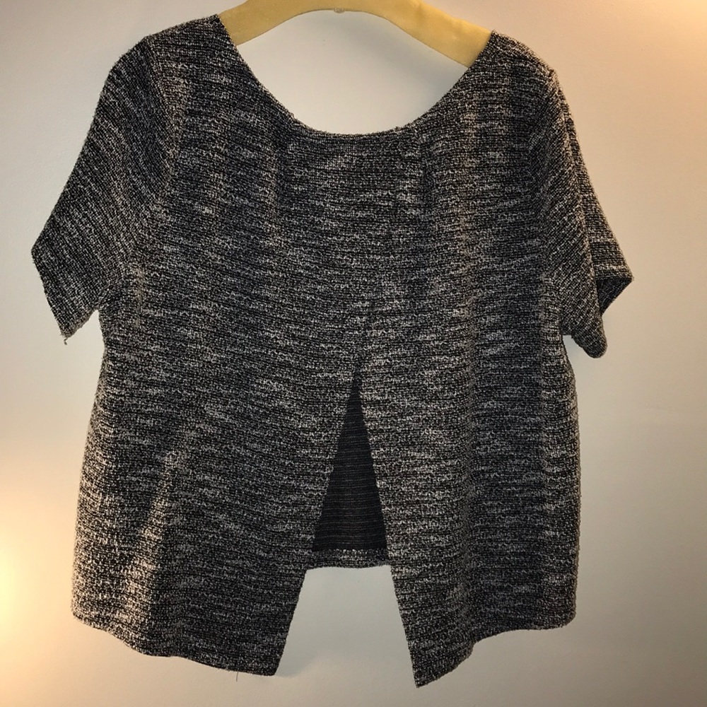 Blouse - Picture 2 of 3